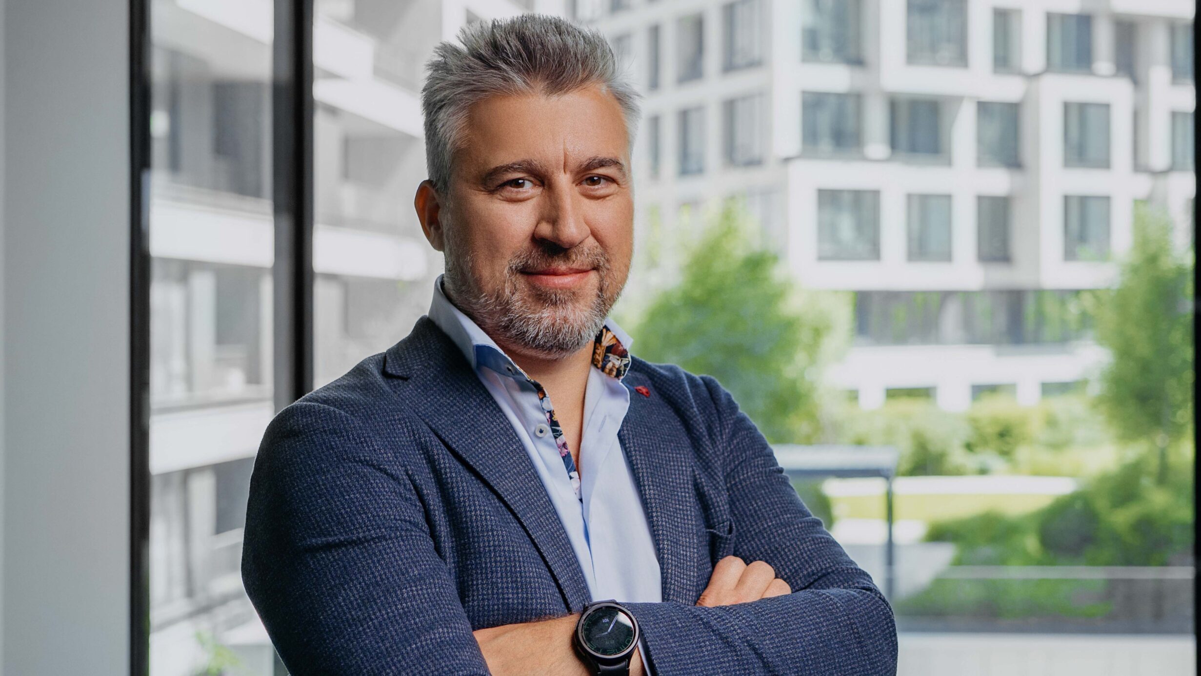 Мільйони на хвилях. Скільки приносить реклама на радіо? Інтервʼю з комерційним директором TAVR Media Володимиром Педоричем